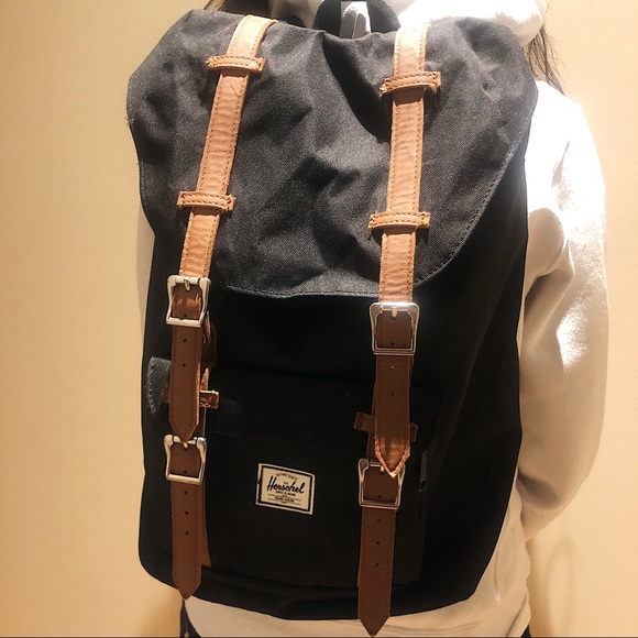 Herschel Little America Backpack - Picture 10 of 13